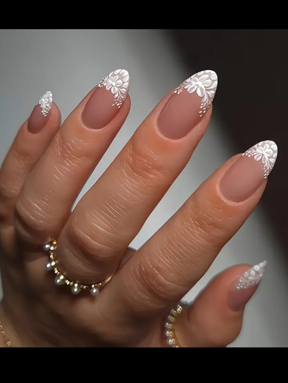 24pcs Nude Almond French Press-On Nails with White Lace Flower Embroidery